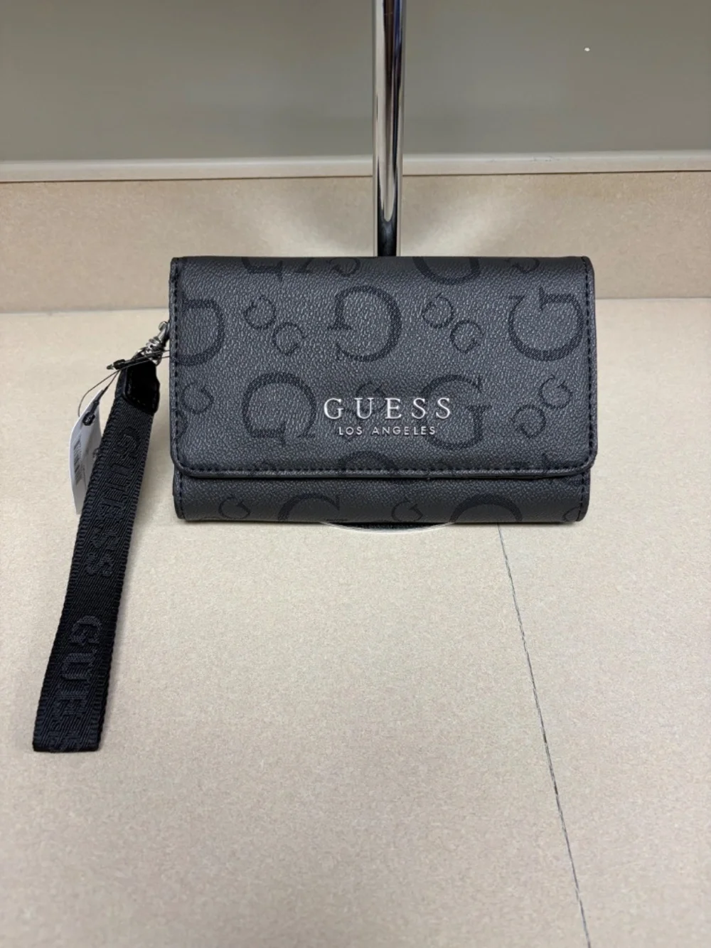 NEW Guess Bundle 3 Bags + Wallet -Shoulder Bag Includes 2 Removable Pouches NWT